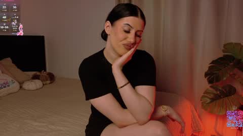 hazelhayess online show from 05-16-26, 03:44