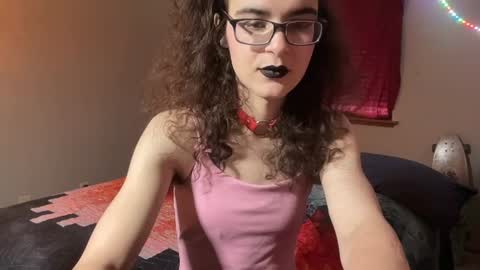 Snapshot of hazelpeppermint chatting on 06-22-26, 03:42 Hazel online show from 06-22-26, 03:42