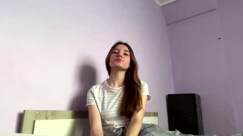 Snapshot of heatherwillman chatting on 03-13-26, 12:23 Lili online show from 03-13-26, 12:23