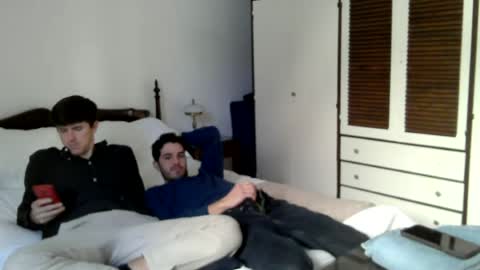 Snapshot of heatsignal chatting on 07-12-26, 06:21 HeatSignal online show from 07-12-26, 06:21