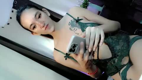 Heavenly online show from 12-13-25, 10:04