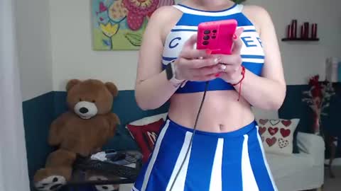 hebelongs2her online show from 06-15-26, 07:38