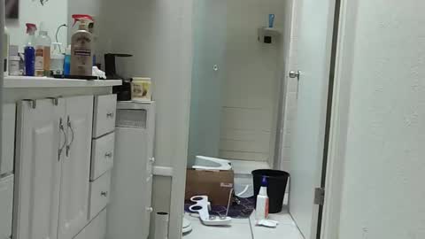 HE Black online show from 11-28-25, 09:39