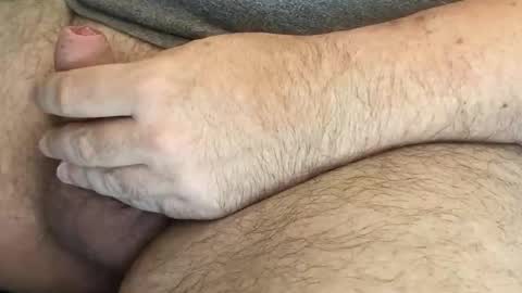 Snapshot of heering77 chatting on 05-20-26, 01:50 heering77 online show from 05-20-26, 01:50