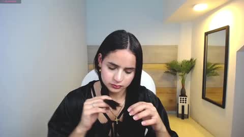 Heidy  online show from 02-11-25, 07:27