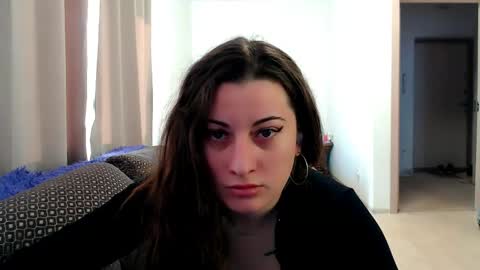 helen_adams_ online show from 05-10-26, 04:50
