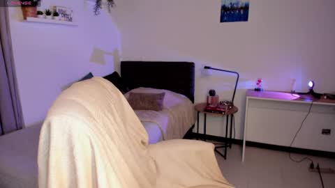 helen_miller online show from 07-31-26, 01:49