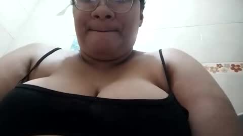 Snapshot of helena_grant chatting on 03-20-26, 02:44 Helena online show from 03-20-26, 02:44