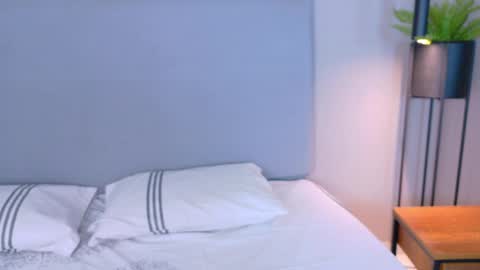 Snapshot of helenafoumier chatting on 05-28-26, 10:51 helenafoumier online show from 05-28-26, 10:51