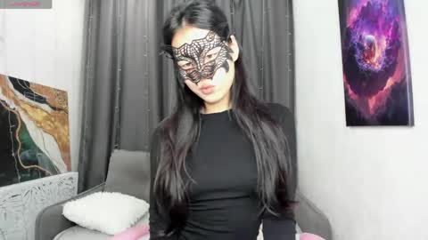 Snapshot of helenblazetrt chatting on 04-24-26, 01:08 Hi I am Helen online show from 04-24-26, 01:08