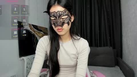 Snapshot of helenblazetrt chatting on 05-03-26, 02:06 Hi I am Helen online show from 05-03-26, 02:06