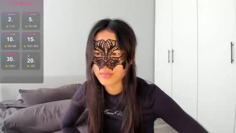 Snapshot of helenblazetrt chatting on 06-25-26, 05:12 Hi I am Helen online show from 06-25-26, 05:12