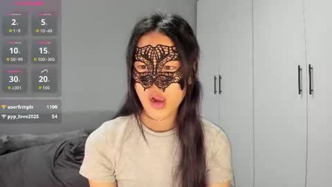 Snapshot of helenblazetrt chatting on 07-05-26, 04:19 Hi I am Helen online show from 07-05-26, 04:19