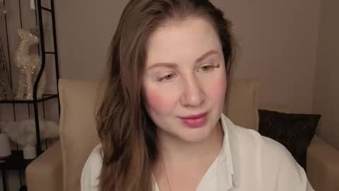 Helen online show from 01-18-26, 01:42