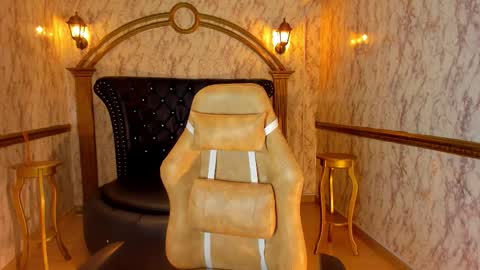 Helen or Hells online show from 03-12-26, 12:44