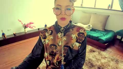 Heliconia online show from 02-08-26, 03:04