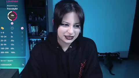 Snapshot of hell_dancer_ chatting on 06-20-26, 01:19 Lexa online show from 06-20-26, 01:19