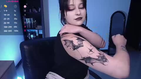 Snapshot of hell_dancer_ chatting on 07-04-26, 01:56 Lexa online show from 07-04-26, 01:56