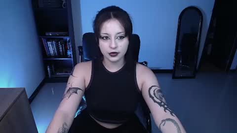 Snapshot of hell_dancer_ chatting on 07-13-26, 02:14 Lexa online show from 07-13-26, 02:14
