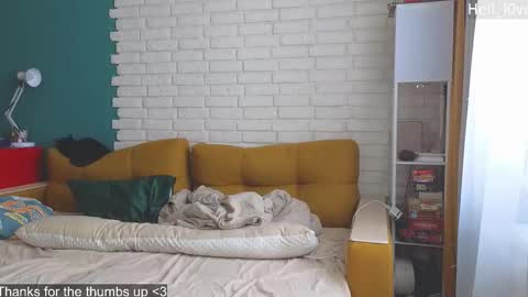 Snapshot of hell_l0ve chatting on 03-28-26, 04:23 Anastasiia online show from 03-28-26, 04:23