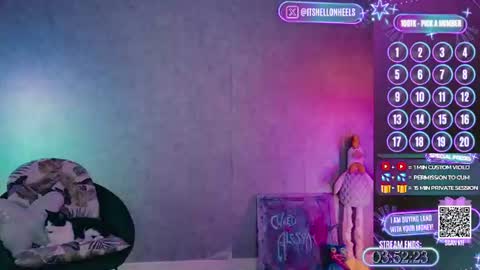Snapshot of hell_on_heels_ chatting on 06-14-26, 06:32 - show loyalty and subscribe - online show from 06-14-26, 06:32