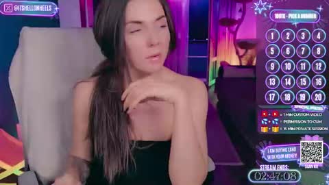 Snapshot of hell_on_heels_ chatting on 07-04-26, 09:21 - show loyalty and subscribe - online show from 07-04-26, 09:21