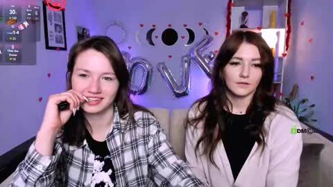 Snapshot of helli_belli chatting on 02-16-26, 08:16 Helli online show from 02-16-26, 08:16