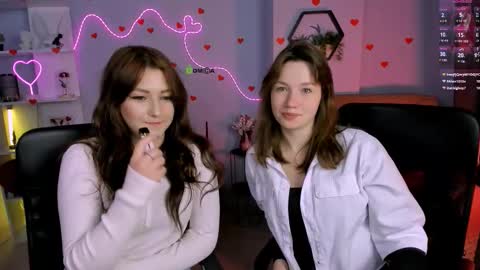 Snapshot of helli_belli chatting on 02-20-26, 08:20 Helli online show from 02-20-26, 08:20