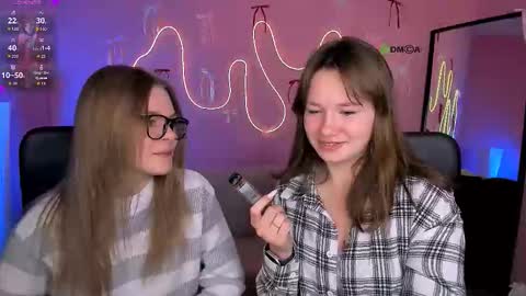 Snapshot of helli_belli chatting on 03-06-26, 08:27 Helli online show from 03-06-26, 08:27