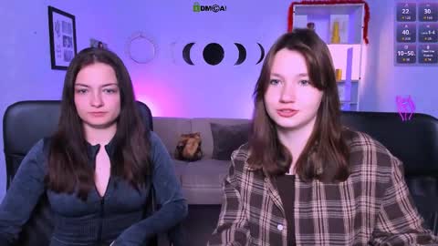 Snapshot of helli_belli chatting on 03-26-26, 08:25 Helli online show from 03-26-26, 08:25