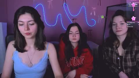 Snapshot of helli_belli chatting on 04-10-26, 07:18 Helli online show from 04-10-26, 07:18