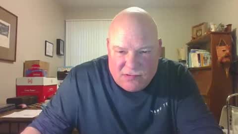 helloforfun111 online show from 05-12-26, 10:12