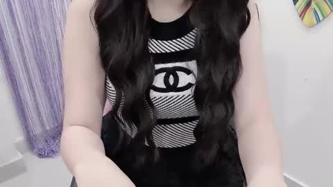 hellokitty_sexy online show from 05-18-26, 04:07