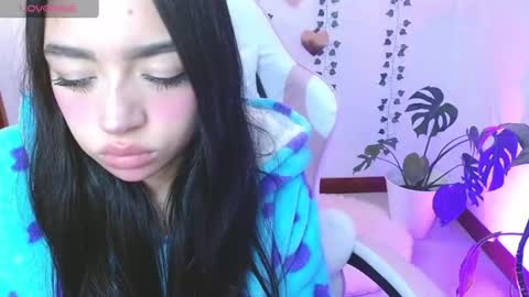 hellokitty_valery1 online show from 06-14-26, 02:24