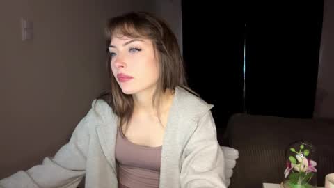 hellyluxury online show from 06-03-26, 05:40
