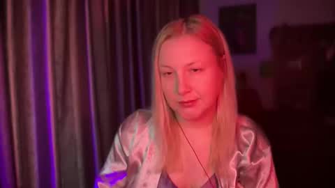 DeleteyourSadness online show from 04-09-26, 06:19