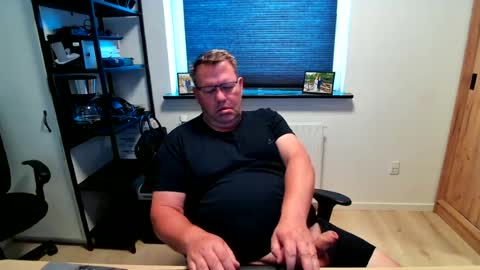 Snapshot of henrikrp1971 chatting on 07-01-26, 09:22 henrikrp1971 online show from 07-01-26, 09:22