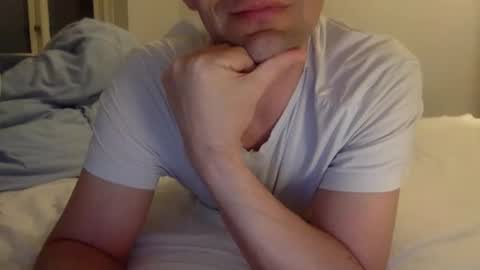 Henryhipster  sub  spank useme new Europe Twink kiss first fit kinky naughty online show from 03-29-26, 07:25