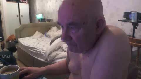 mature online show from 05-20-26, 04:40