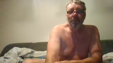 Snapshot of herry140 chatting on 06-22-26, 02:24 herry140 online show from 06-22-26, 02:24
