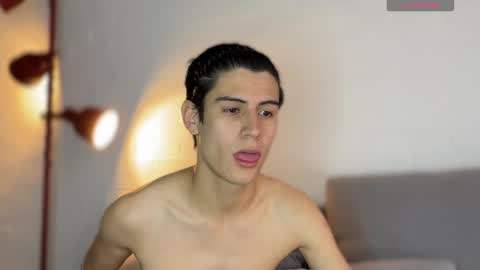 Snapshot of hey_cesard chatting on 05-27-26, 12:13 hey_cesard online show from 05-27-26, 12:13