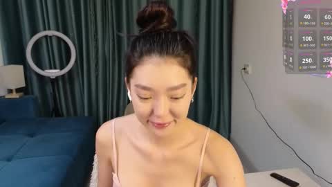 Audrey online show from 03-29-26, 01:55