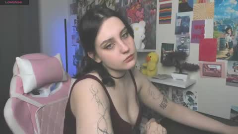 Tessa online show from 04-15-26, 07:32