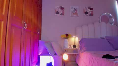 Martina Ricci Show schedule Monday to Friday 8am colombia time I work some weekends  online show from 03-09-26, 03:05