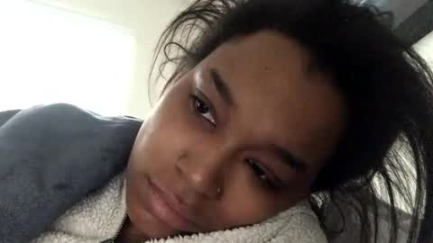 Snapshot of heyyou301990 chatting on 03-15-26, 01:17 heyyou301990 online show from 03-15-26, 01:17