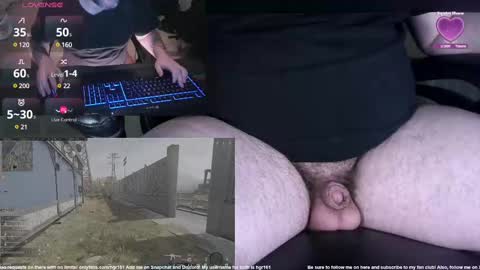 Snapshot of hgr16 chatting on 02-19-25, 01:40 FunGuy33 online show from 02-19-25, 01:40