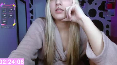 Elora online show from 06-03-26, 12:35