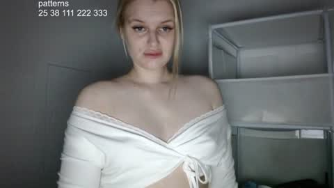 Snapshot of hi_i_am_ana chatting on 07-05-26, 07:26 Ana online show from 07-05-26, 07:26