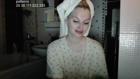 Snapshot of hi_i_am_ana chatting on 07-06-26, 06:32 Ana online show from 07-06-26, 06:32