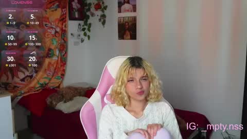 hi_scarlett online show from 09-18-25, 06:43